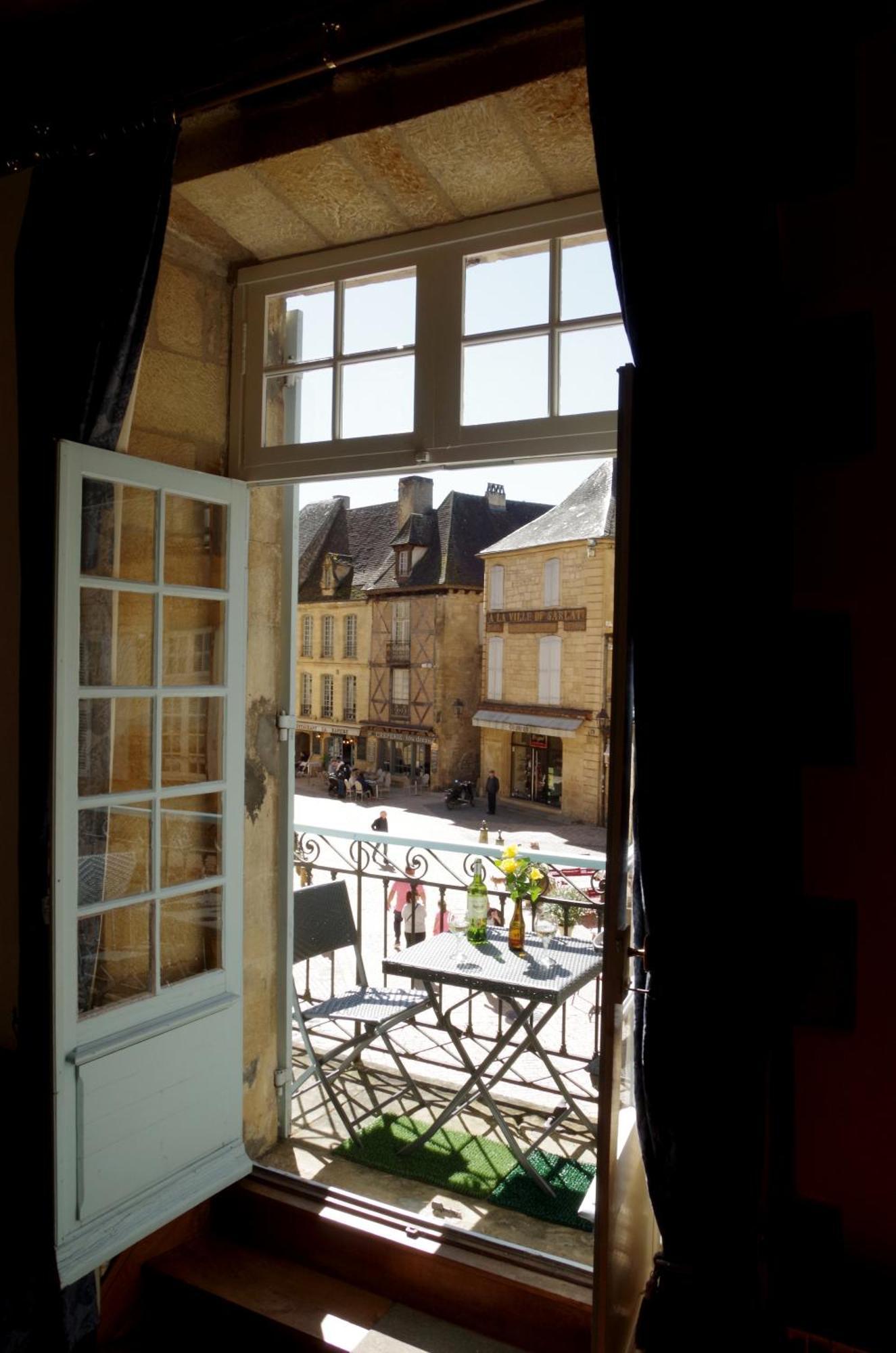 La Pivoine Apartment Sarlat-la-Canéda Exterior photo